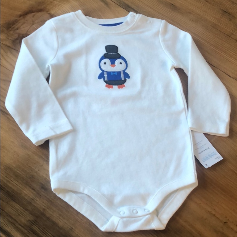 Gymboree 12-18 months onesie 💘